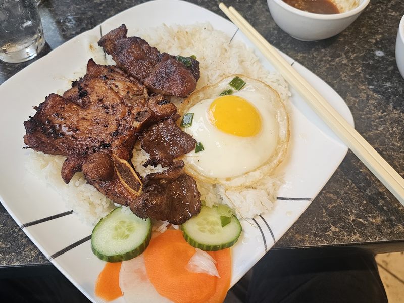 Phở Nguyễn Hoàng food